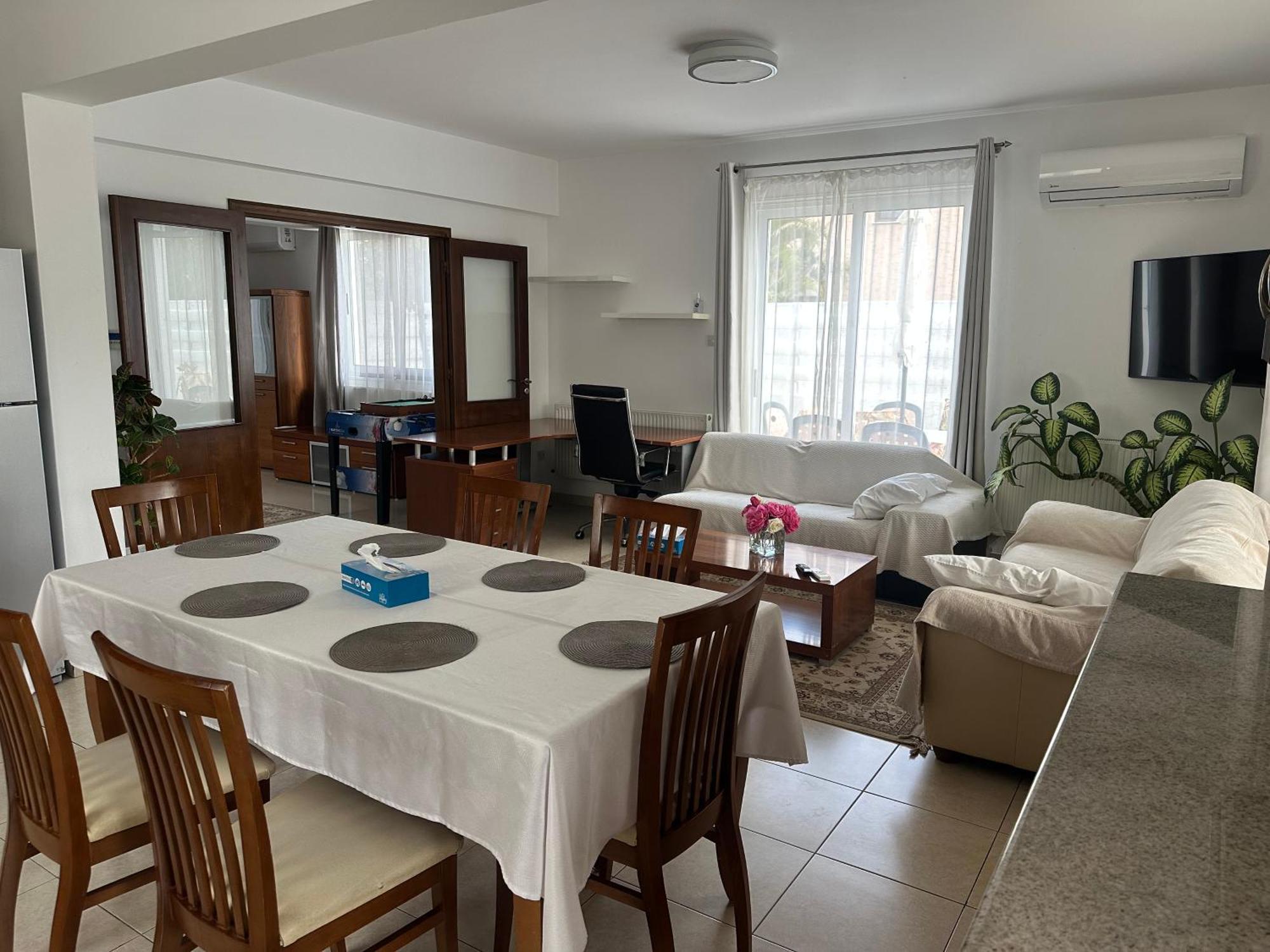 Villa Andy Larnaca Exteriör bild