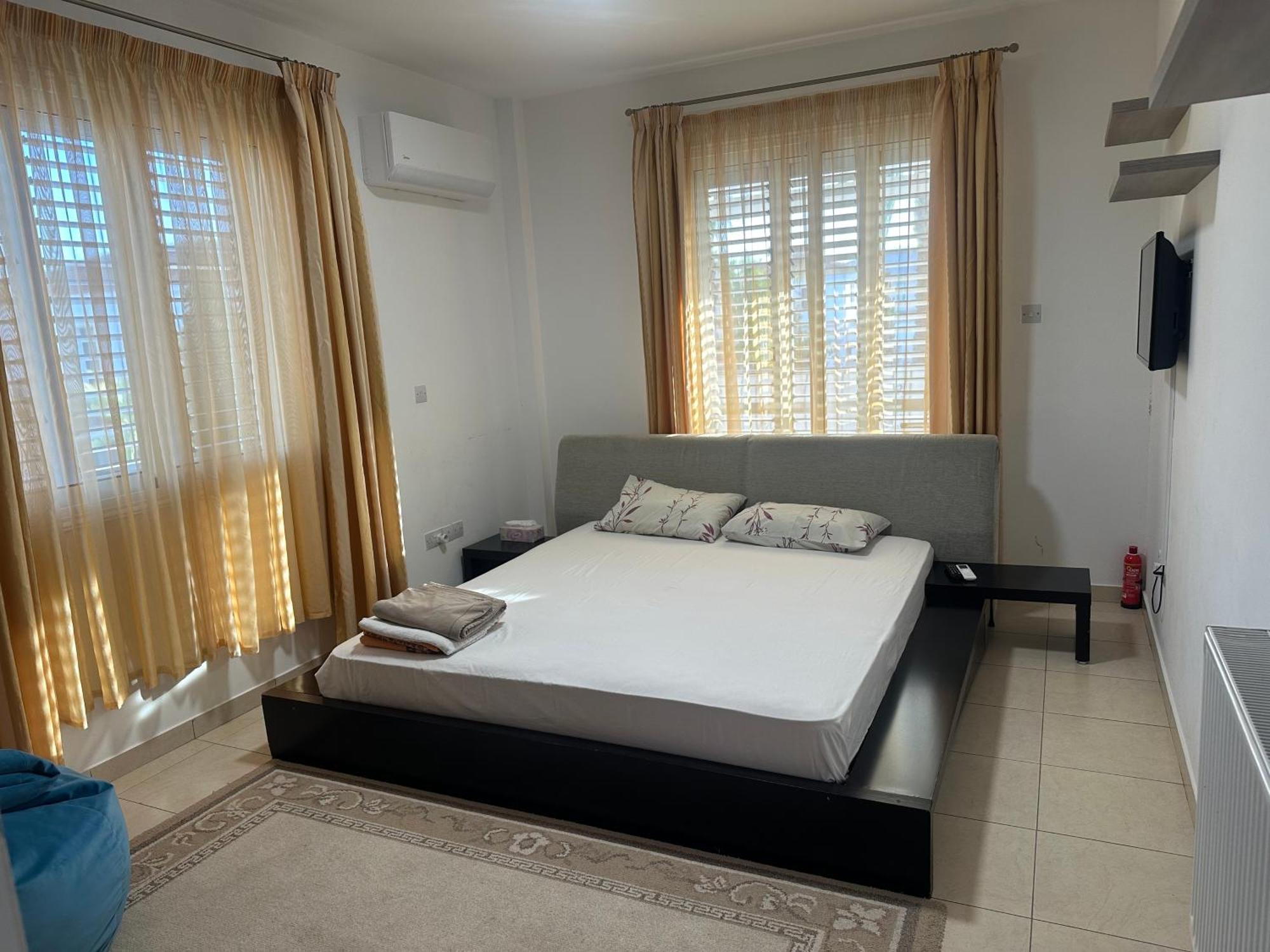 Villa Andy Larnaca Exteriör bild